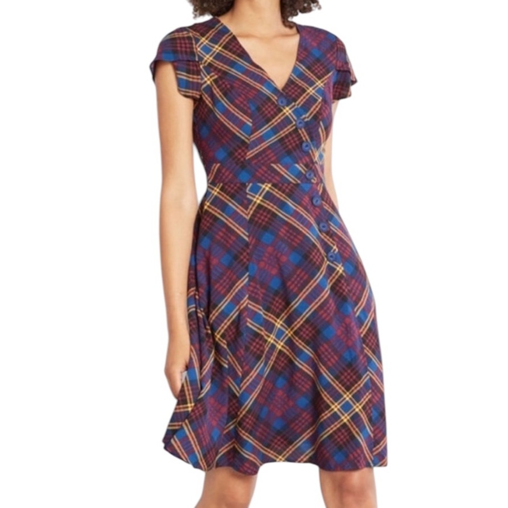 Modcloth Sentimental Special Plaid Print Button Detail A-Line Mini Dress - L